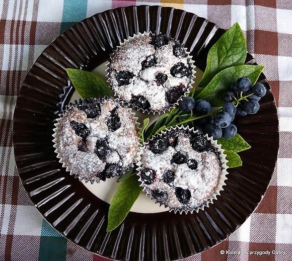 Muffiny owsiane z borówkami amerykańskimi
