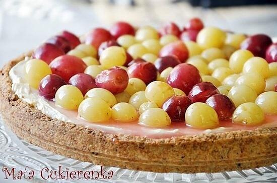 Tarta z winogronami i mascarpone