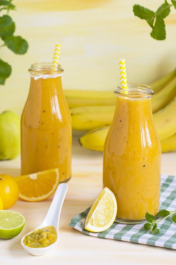 Smoothie z owoców tropikalnych