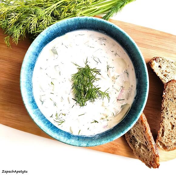 Sos tzatziki z jogurtu greckiego