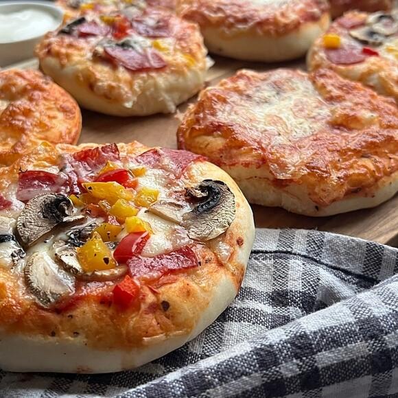 Błyskawiczne pizzerinki