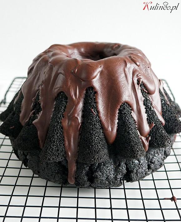 Babka czekoladowa z czarnym kakao
