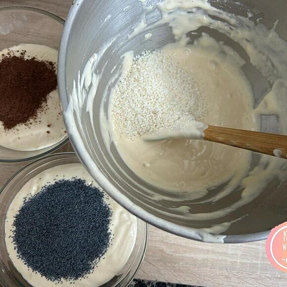 Ciasto popapraniec z masą budyniową i polewą czekoladową