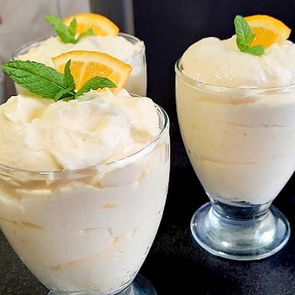Kremowy deser mascarpone z pomarańczami