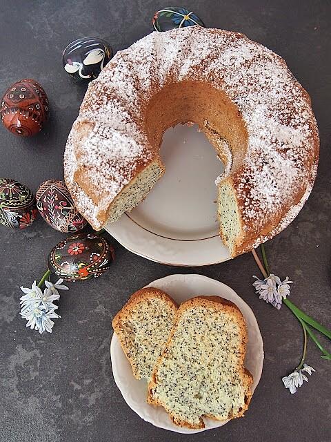Babka piaskowo-makowa
