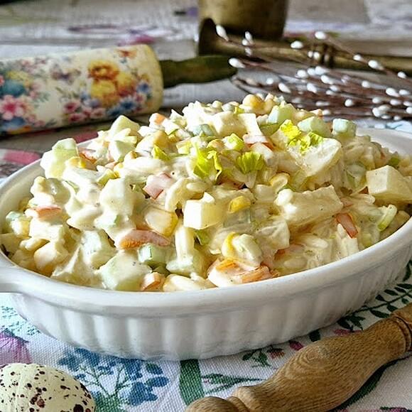 Sałatka z makaronem orzo