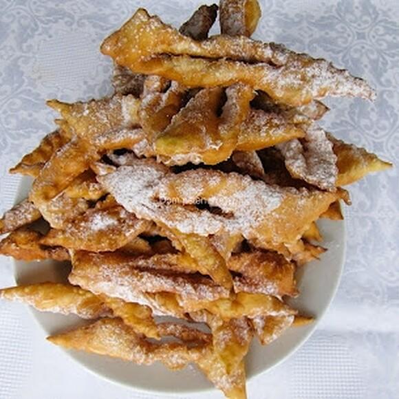 Chruściki karnawałowe