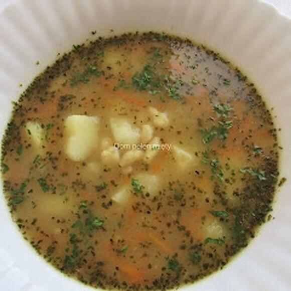 Zupa zacierkowa na rosole