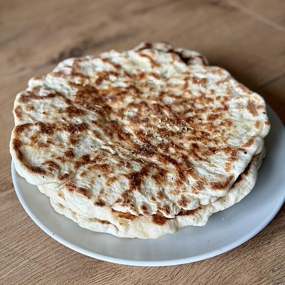 Chlebki naan