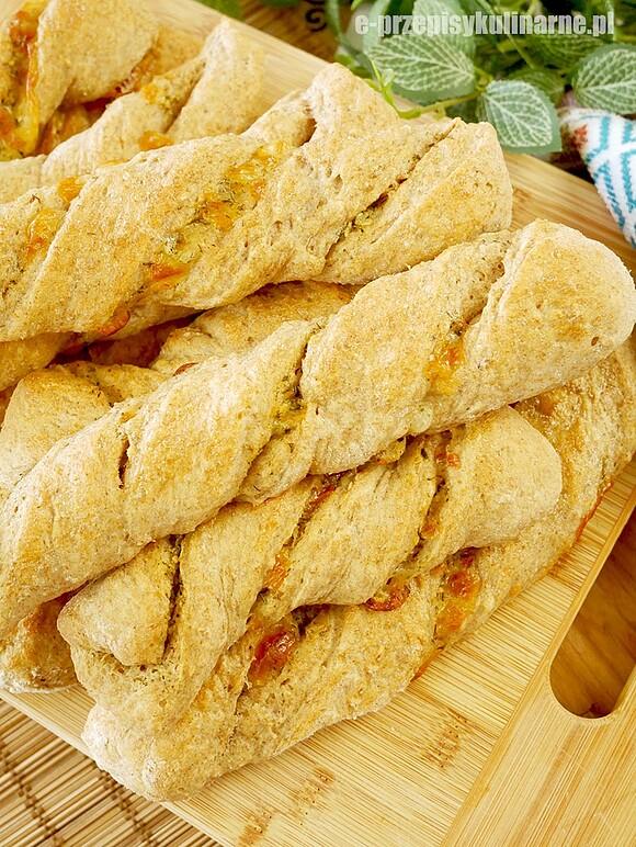 Paluchy czosnkowe - miękkie i aromatyczne przekąski