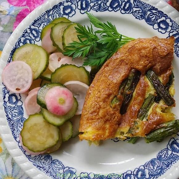 Frittata ze szparagami z airfryera