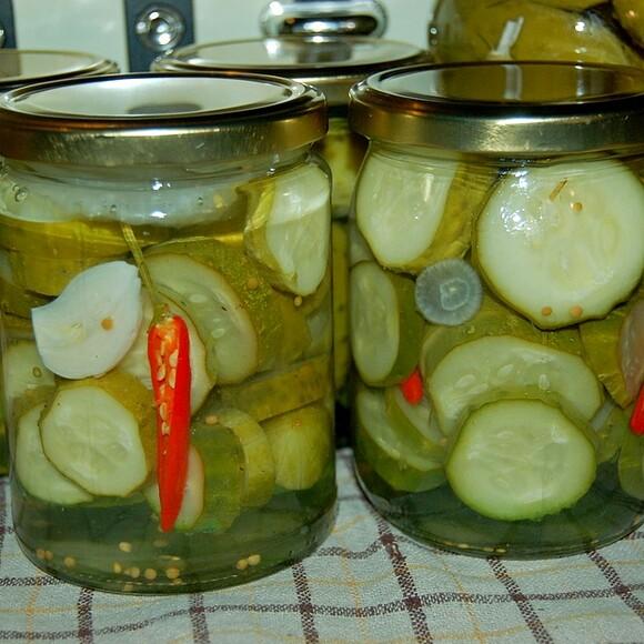 Ogórki marynowane w sosie Sweet Chili