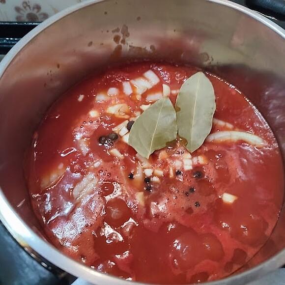 Ketchup korzenny bez cukru