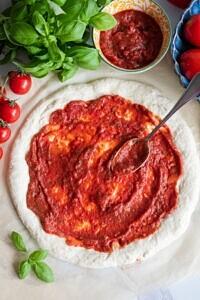 Sos pomidorowy do pizzy