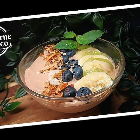Smoothie bowl proteinowe kakao