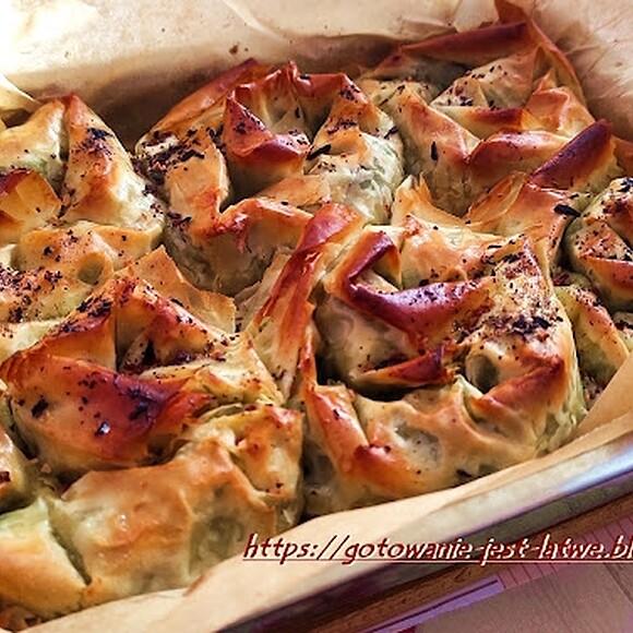Ciasto filo ze szpinakiem i serem feta