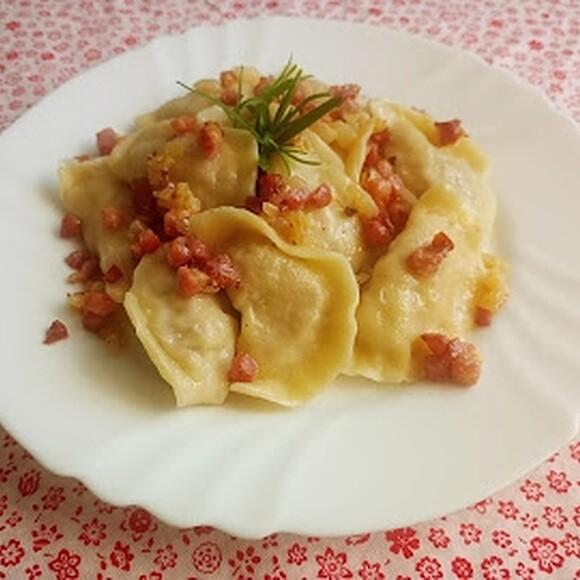 Pierogi miszmasz z mięsem i warzywami