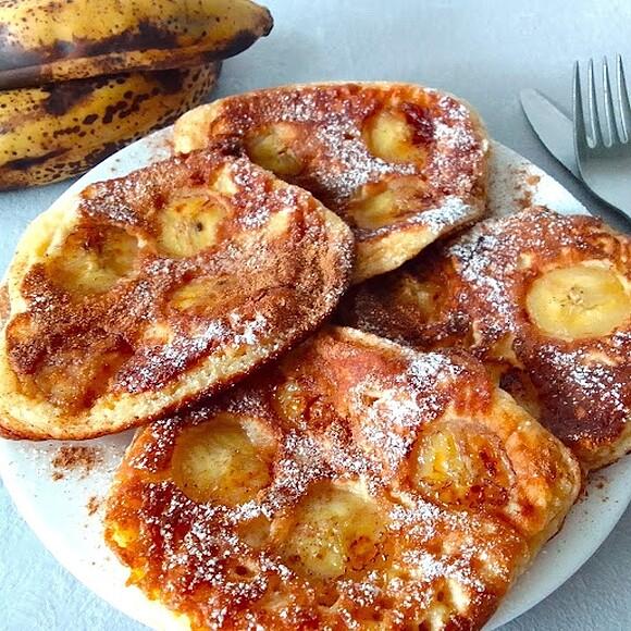Placuszki owsiane z bananem