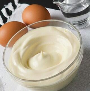 Domowy majonez naturalny i prosty w przygotowaniu