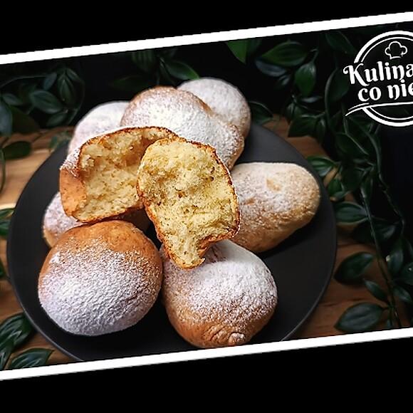 Pieczone fit pączki skyrowe w airfryerze