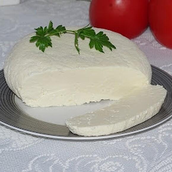 Domowy ser śmietankowy