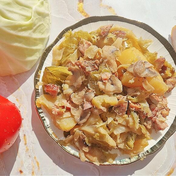 Duszonki z kapustą i mięsem w szybkowarze Instant Pot