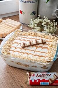 Tiramisu białe Kinder Bueno