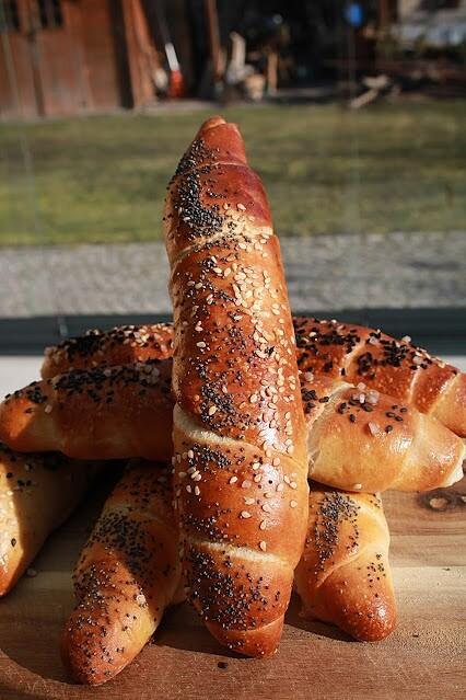 Rogaliki solone na zakwasie i drożdżach