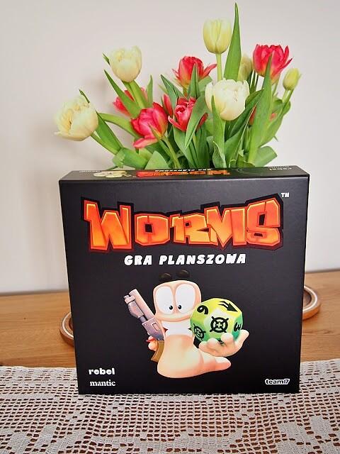 Worms: Gra planszowa chaos i śmiech