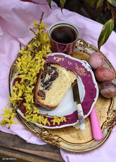 Drożdżowa babka makowo-serowa puchata i nadziana