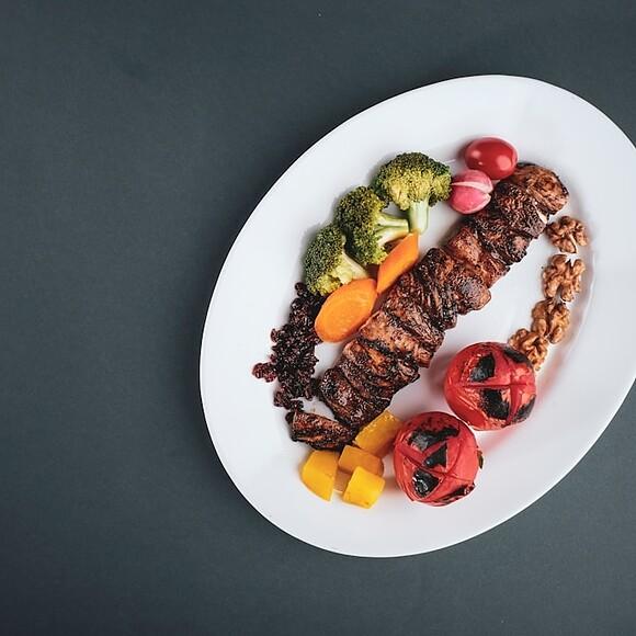 Gdzie szukać inspiracji do domowego menu keto i dlaczego dieta pudełkowa keto jest prostsza