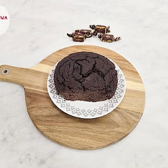 Brownie z cukinią, bananem i cukierkami truflami czekoladowymi