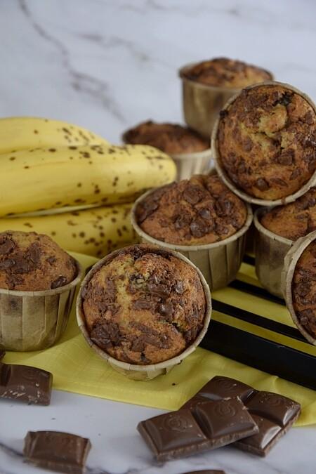 Bananowe muffinki z czekoladą